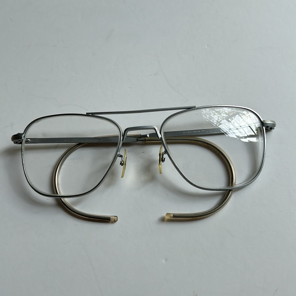 American Optical | ‘Original Pilot’ Silver Grey Vintage 6 1/2